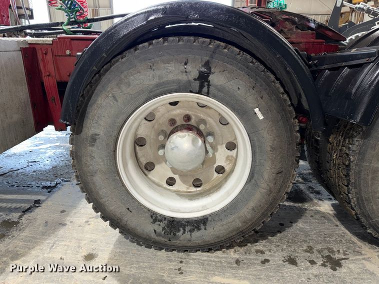 image for item FK3527 1995 Kenworth W900 semi truck