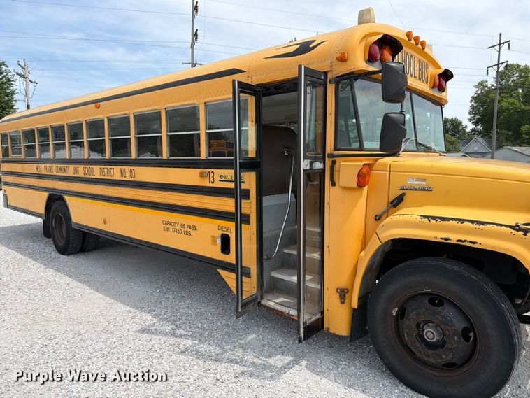 image for item FK4058 2002 GMC Blue Bird B7 school bus