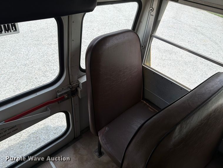 image for item FK4058 2002 GMC Blue Bird B7 school bus