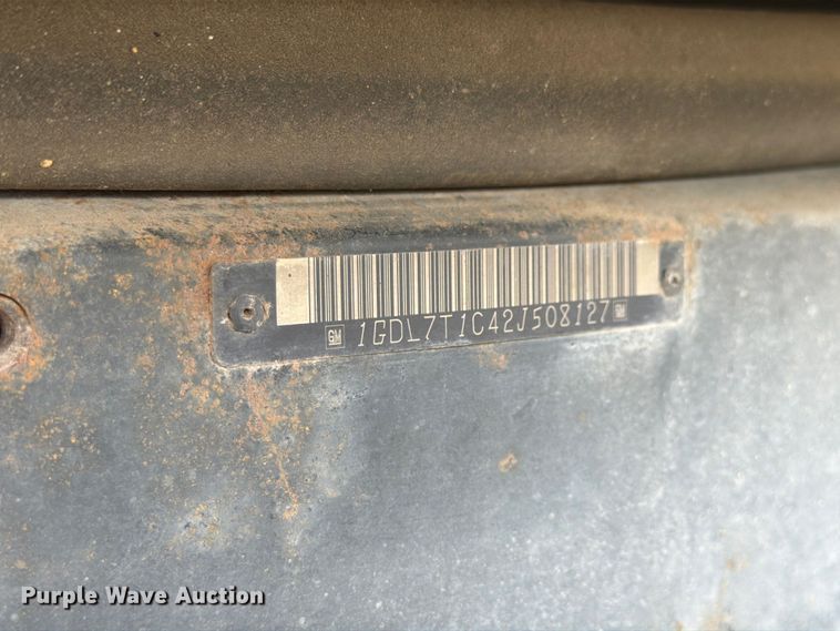 image for item FK4058 2002 GMC Blue Bird B7 school bus