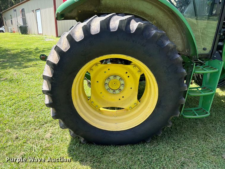 image for item FK5026 2010 John Deere 6115D MFWD tractor