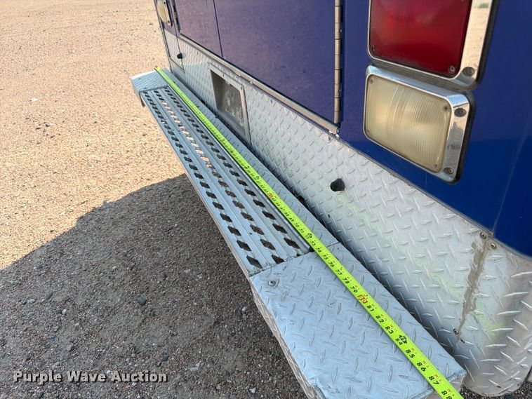 image for item FM7565 2002 Ford F350 Super Duty ambulance
