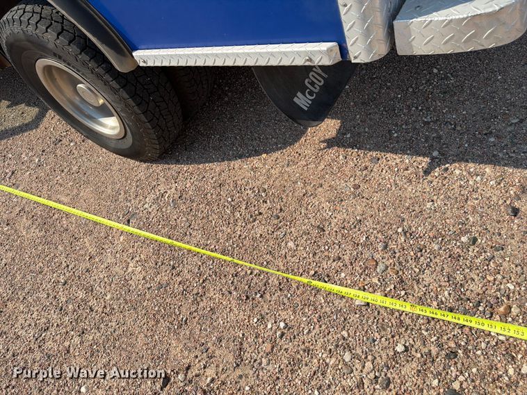 image for item FM7565 2002 Ford F350 Super Duty ambulance
