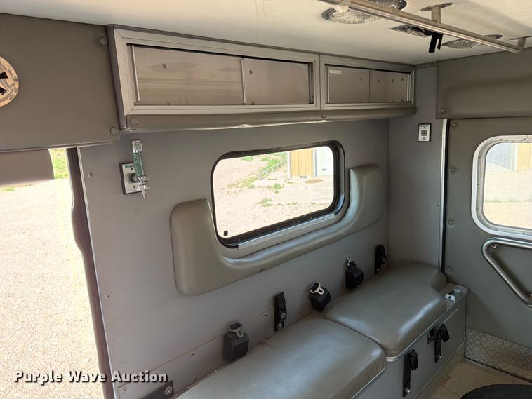 image for item FM7565 2002 Ford F350 Super Duty ambulance