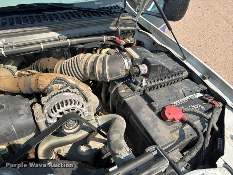 image for item FM7565 2002 Ford F350 Super Duty ambulance