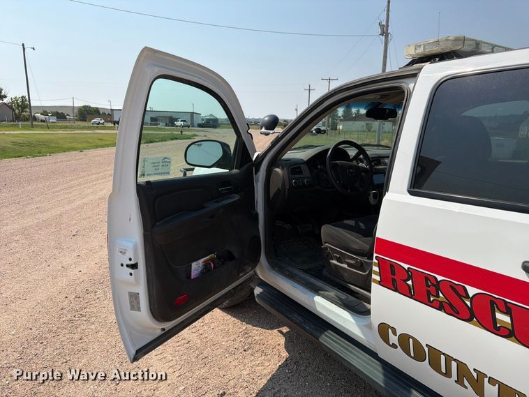 image for item FM7567 2008 Chevrolet Suburban SUV