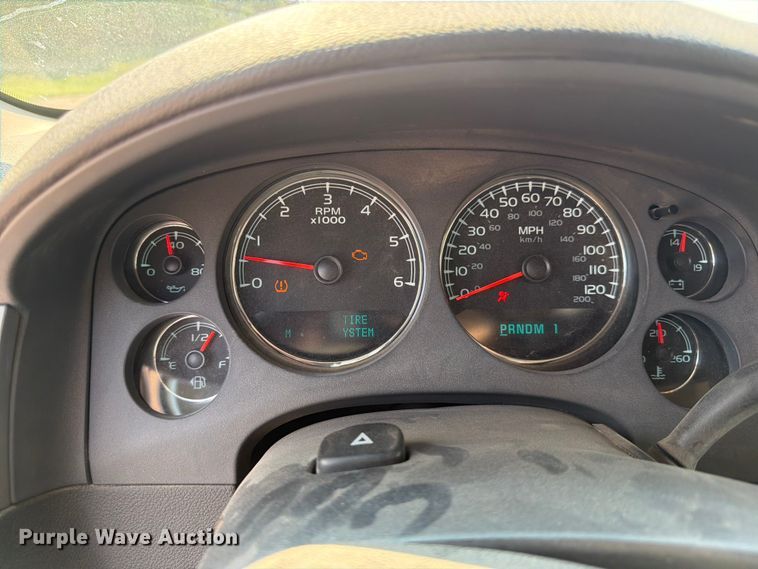 image for item FM7567 2008 Chevrolet Suburban SUV