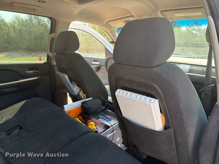 image for item FM7567 2008 Chevrolet Suburban SUV