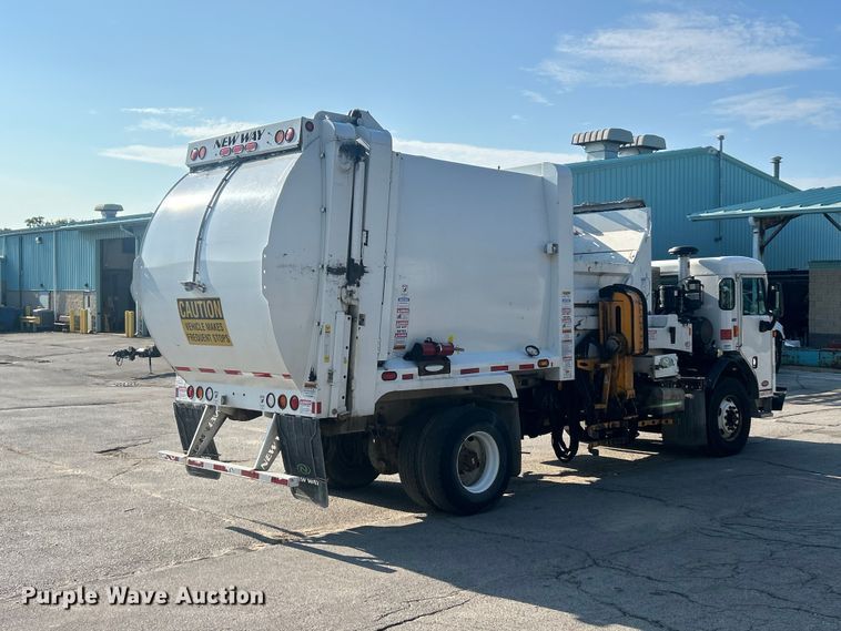 image for item FT6020 2017 Peterbilt 320 refuse truck