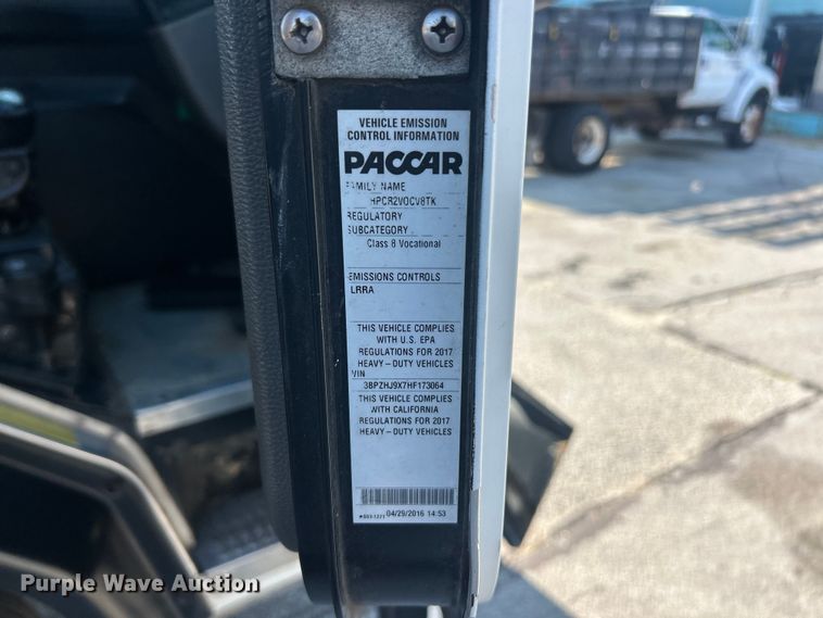 image for item FT6020 2017 Peterbilt 320 refuse truck