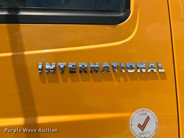 image for item FT6029 2006 International 7400 dump truck