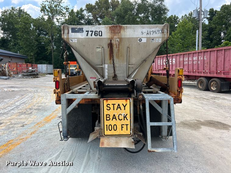 image for item FT6029 2006 International 7400 dump truck