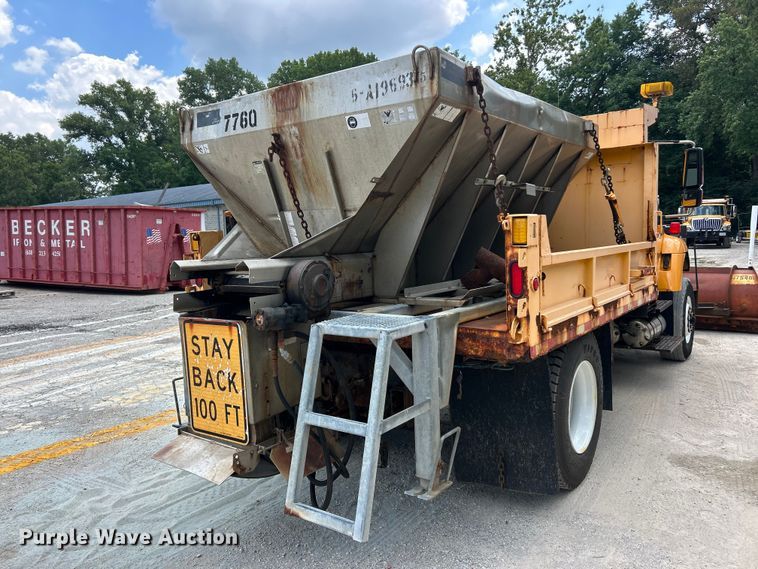 image for item FT6029 2006 International 7400 dump truck