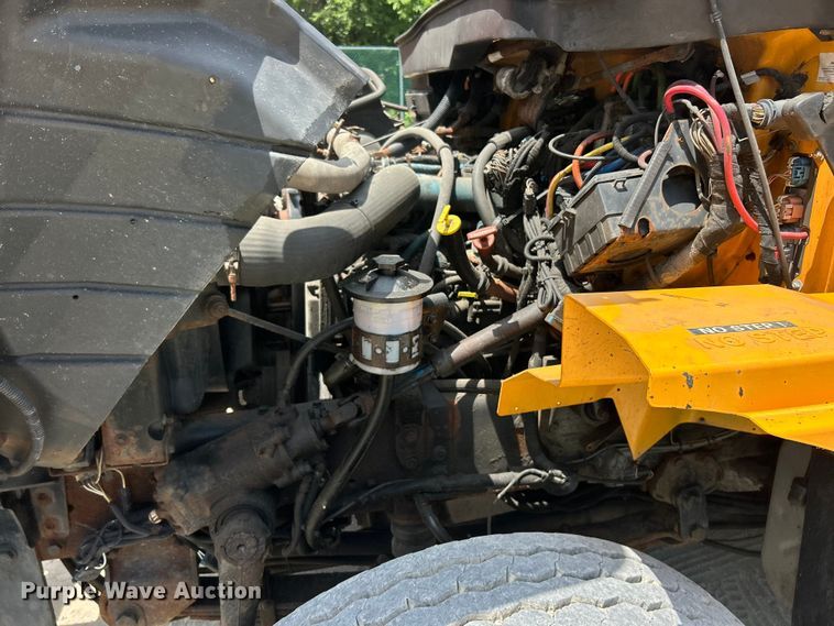image for item FT6029 2006 International 7400 dump truck