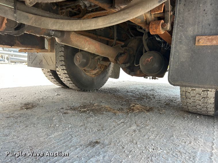 image for item FT6029 2006 International 7400 dump truck