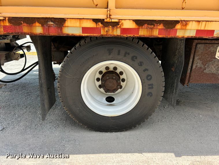 image for item FT6029 2006 International 7400 dump truck