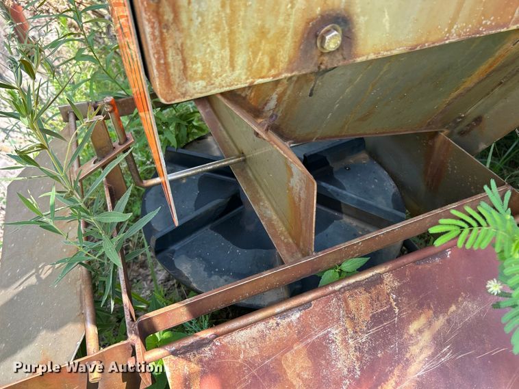 image for item FT6031 2006 International 7400 dump truck