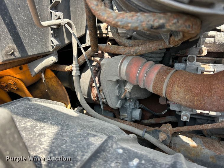 image for item FT6031 2006 International 7400 dump truck