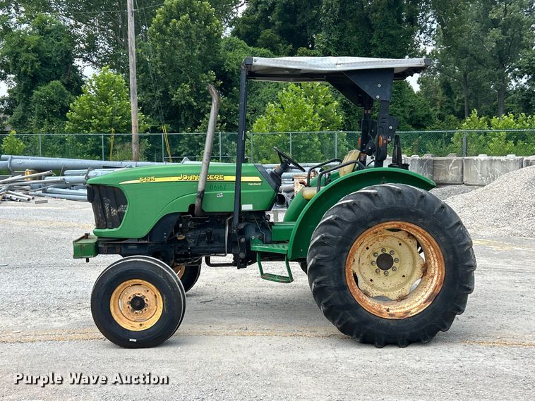 image for item FT6033 2008 John Deere 5425 tractor
