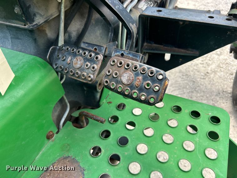 image for item FT6033 2008 John Deere 5425 tractor