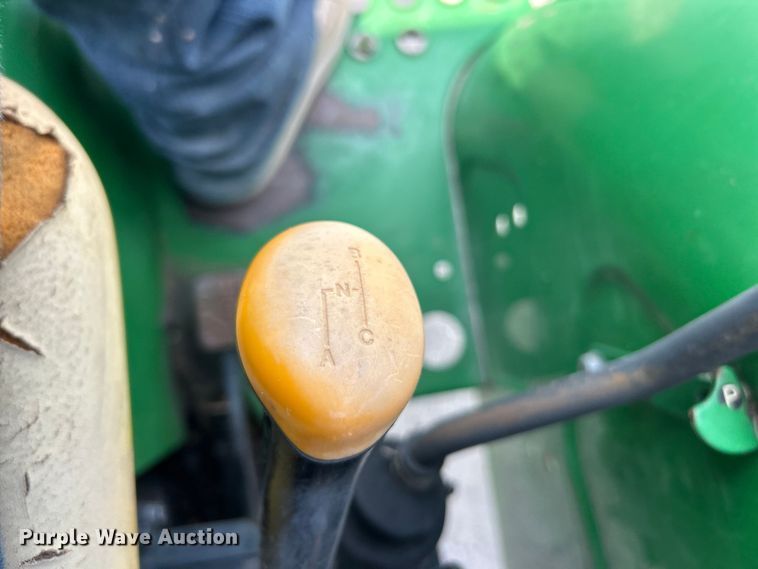 image for item FT6033 2008 John Deere 5425 tractor