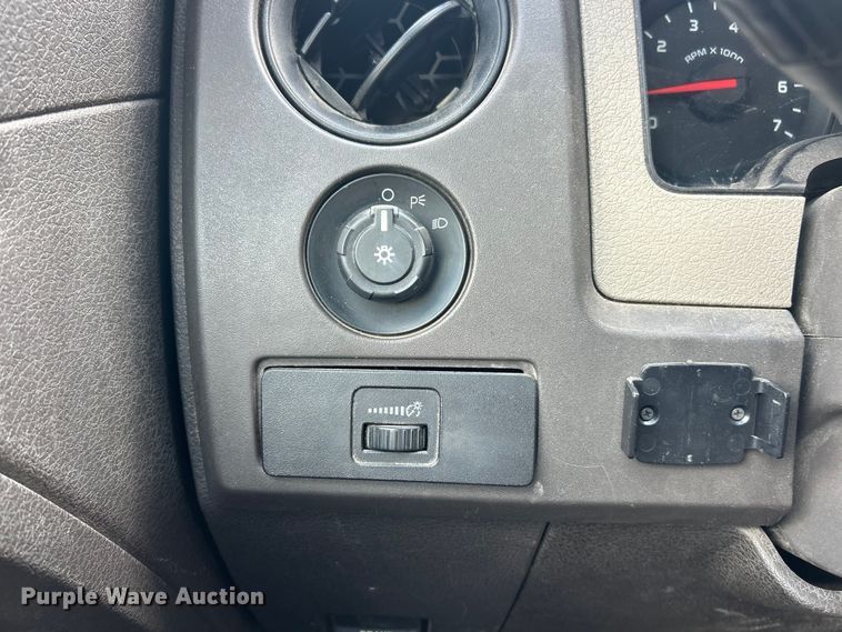 image for item FT6034 2009 Ford F150 XL Ext. Cab pickup truck