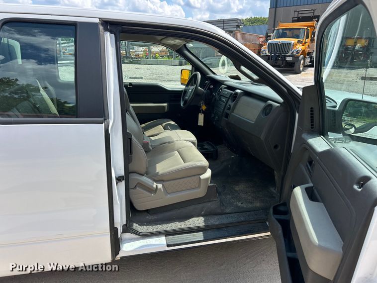 image for item FT6034 2009 Ford F150 XL Ext. Cab pickup truck