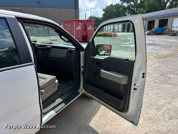 image for item FT6034 2009 Ford F150 XL Ext. Cab pickup truck
