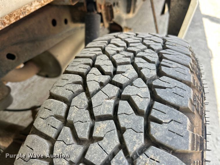 image for item FT6034 2009 Ford F150 XL Ext. Cab pickup truck