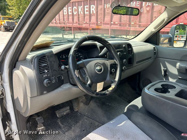 image for item FT6035 2008 Chevrolet Silverado 1500 pickup truck