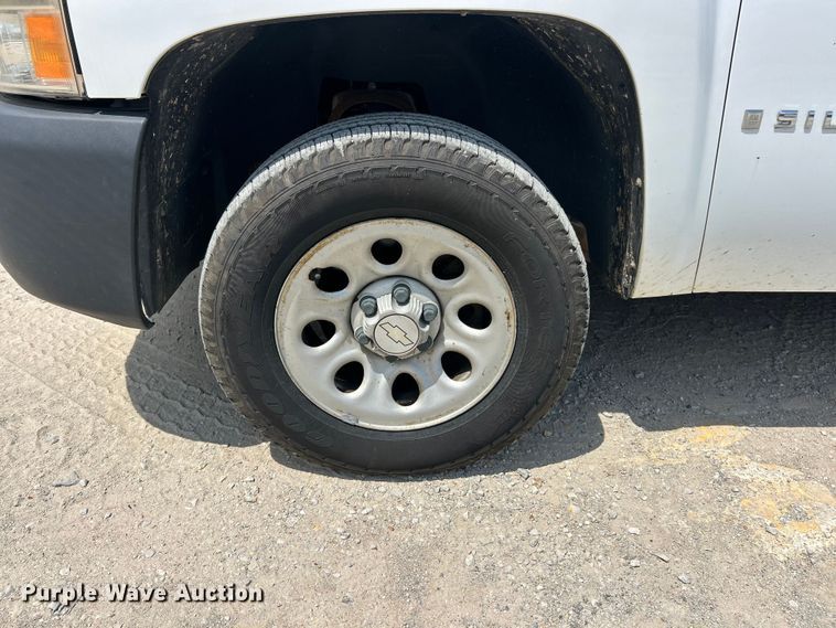 image for item FT6035 2008 Chevrolet Silverado 1500 pickup truck