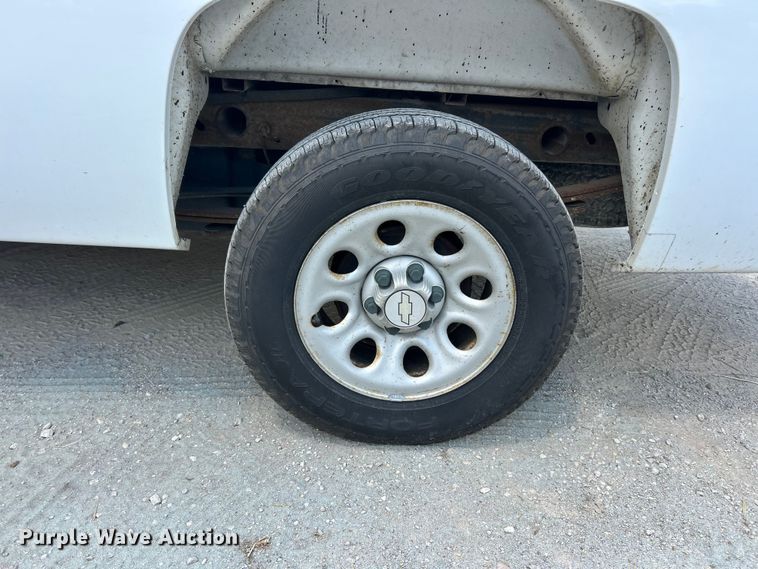 image for item FT6035 2008 Chevrolet Silverado 1500 pickup truck