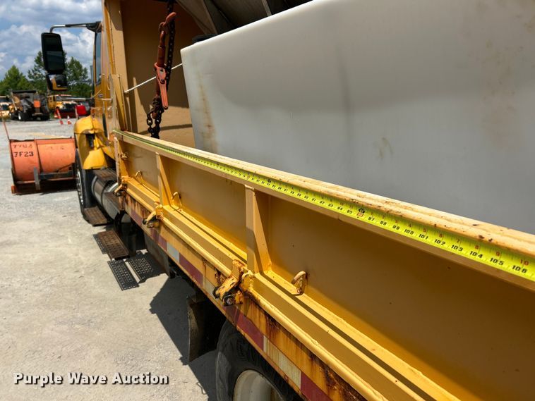 image for item FT6036 2006 International 7400 Crew Cab dump truck