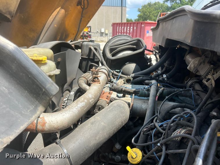 image for item FT6036 2006 International 7400 Crew Cab dump truck