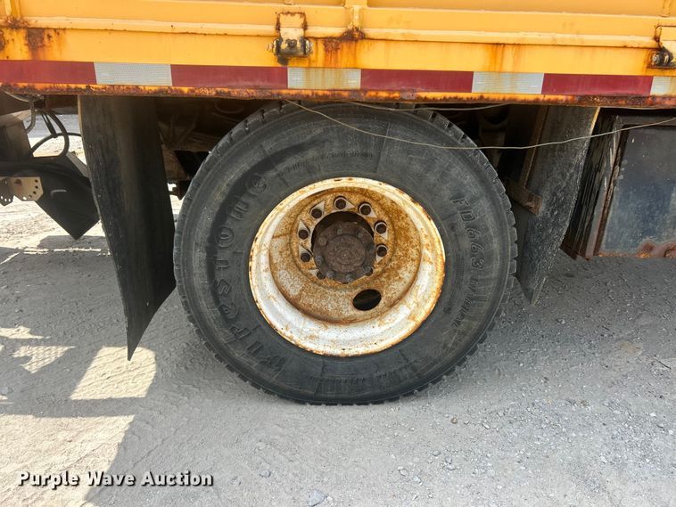 image for item FT6036 2006 International 7400 Crew Cab dump truck