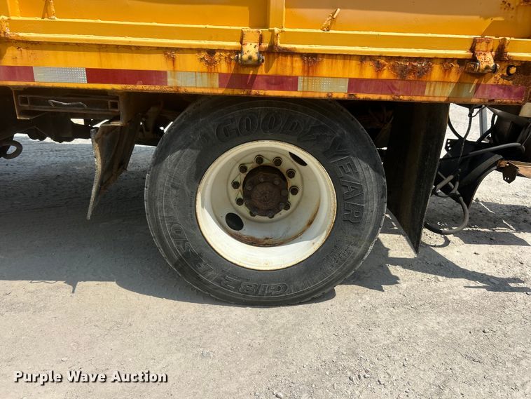image for item FT6036 2006 International 7400 Crew Cab dump truck