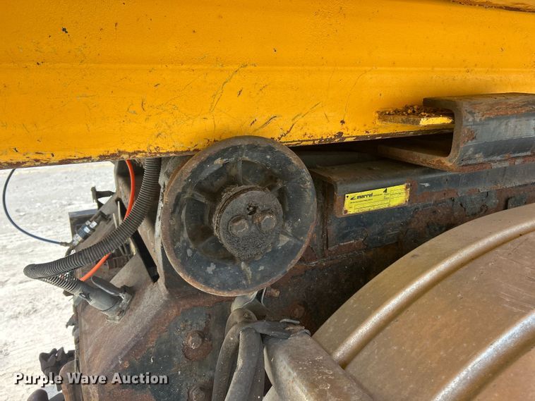 image for item FT6037 2009 International WorkStar 7600  hook lift truck