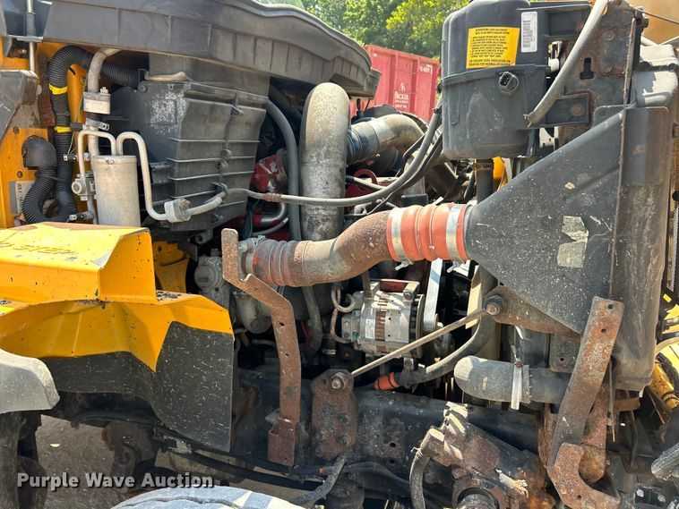 image for item FT6037 2009 International WorkStar 7600  hook lift truck