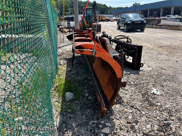 image for item FT6037 2009 International WorkStar 7600  hook lift truck