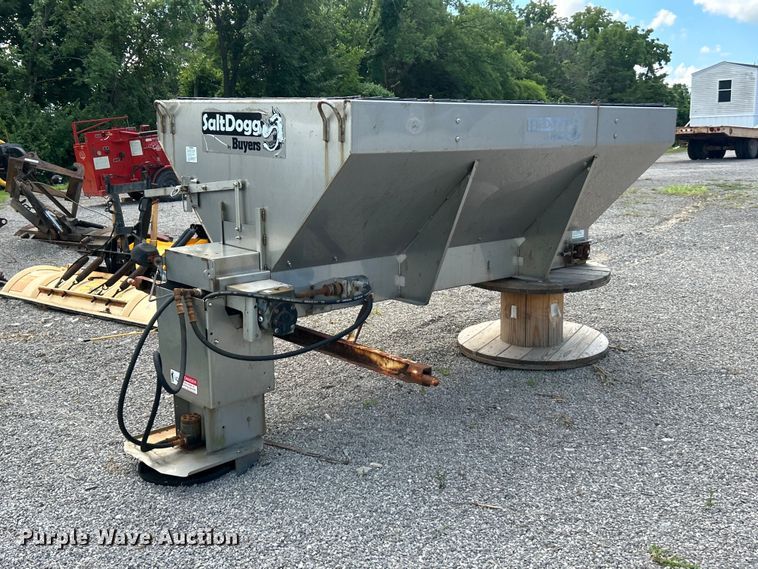 image for item FT6047 Buyers Salt Dog spreader