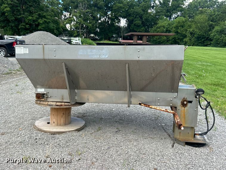 image for item FT6047 Buyers Salt Dog spreader