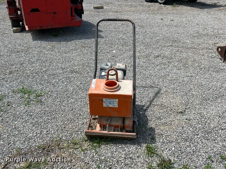 image for item FT6052 Multiquip Mikasa 77 plate compactor