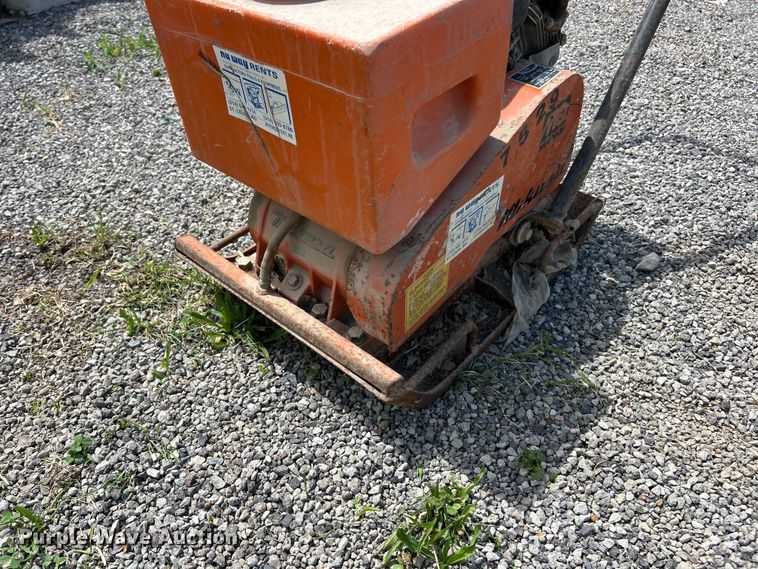 image for item FT6052 Multiquip Mikasa 77 plate compactor