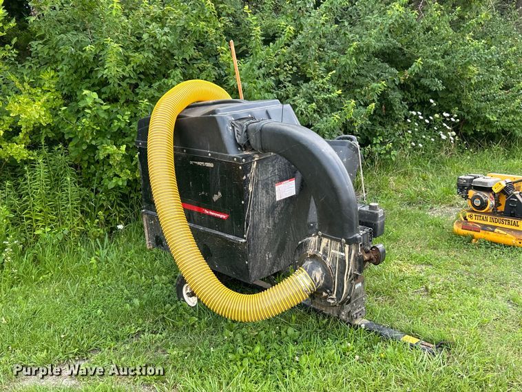 image for item FT6055 Agri-Fab leaf vacuum