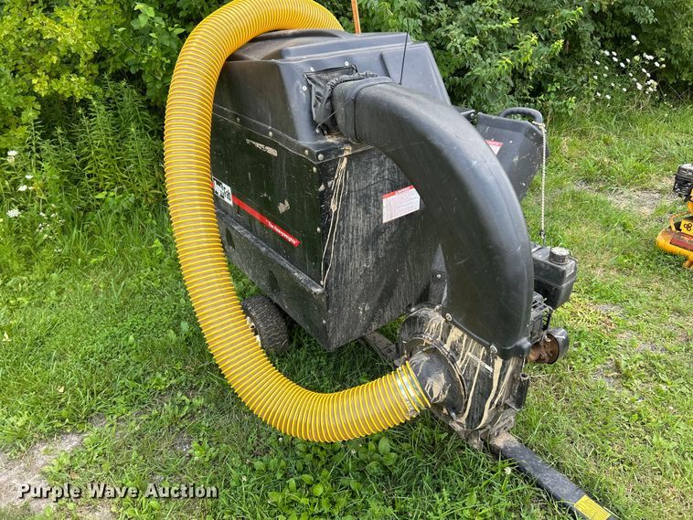 image for item FT6055 Agri-Fab leaf vacuum