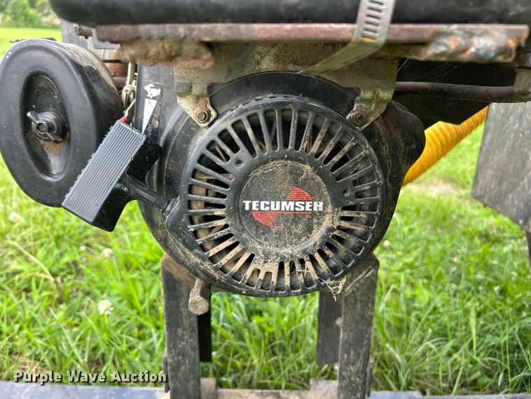 image for item FT6055 Agri-Fab leaf vacuum