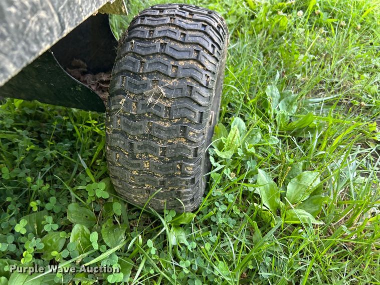 image for item FT6055 Agri-Fab leaf vacuum