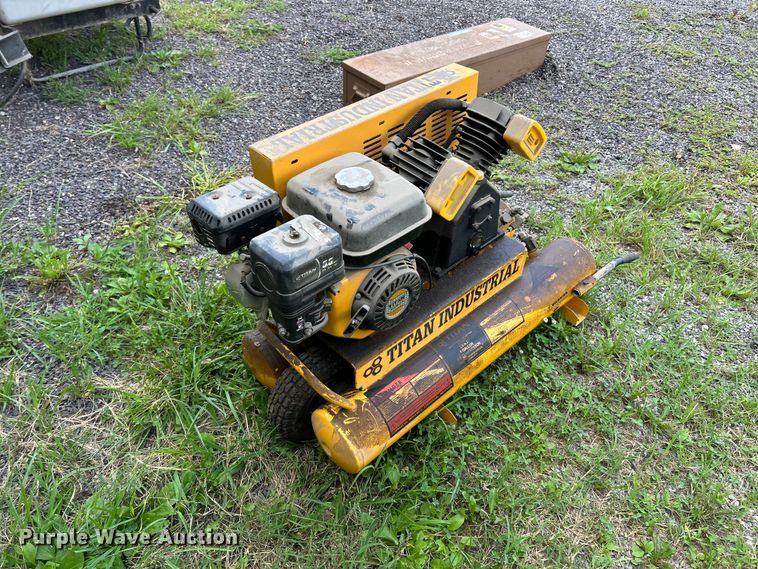 image for item FT6056 Titan air compressor