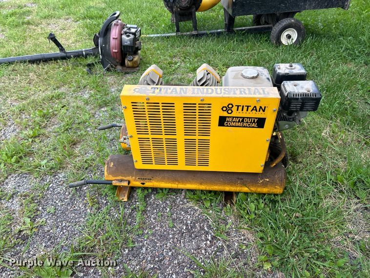 image for item FT6056 Titan air compressor