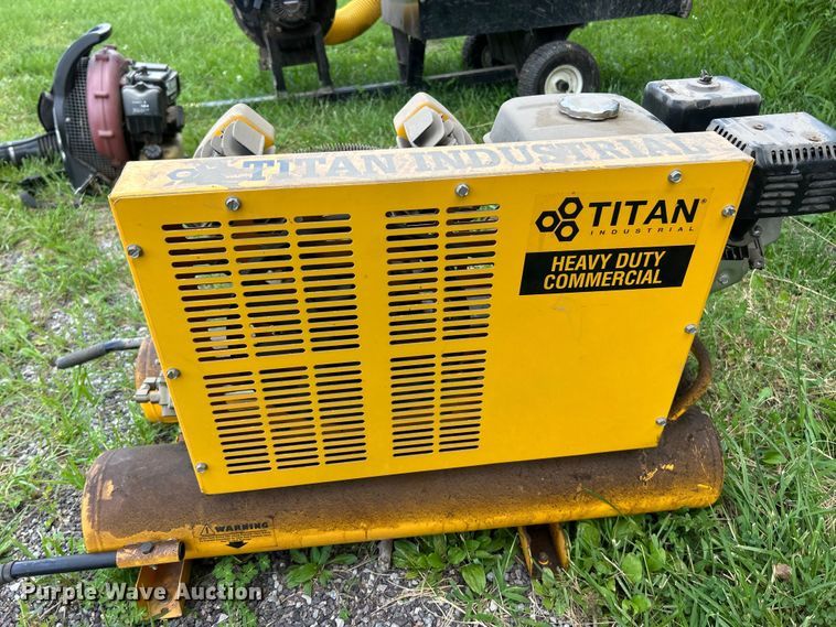 image for item FT6056 Titan air compressor
